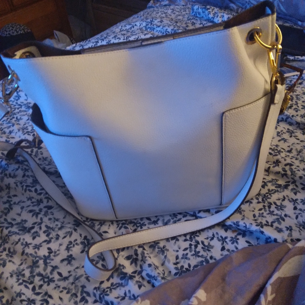 Purse - Picture 2 of 4